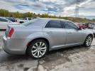 Chrysler 300 Limited Image 2