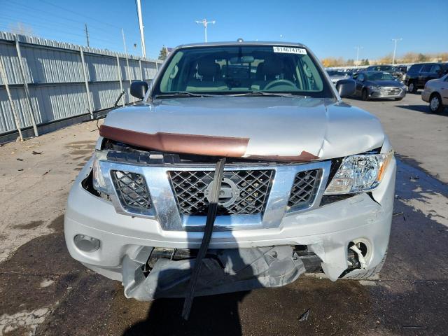 Nissan Frontier S Image 3