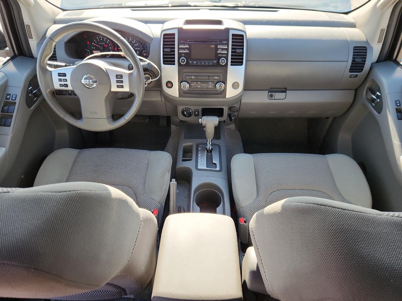 Nissan Frontier S Image 11