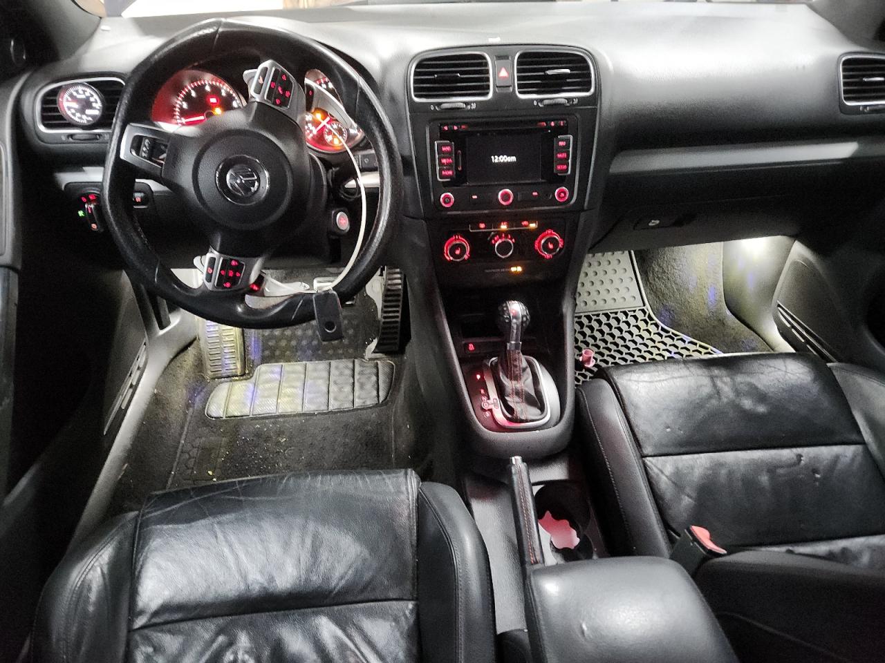 Volkswagen GTI Image 2