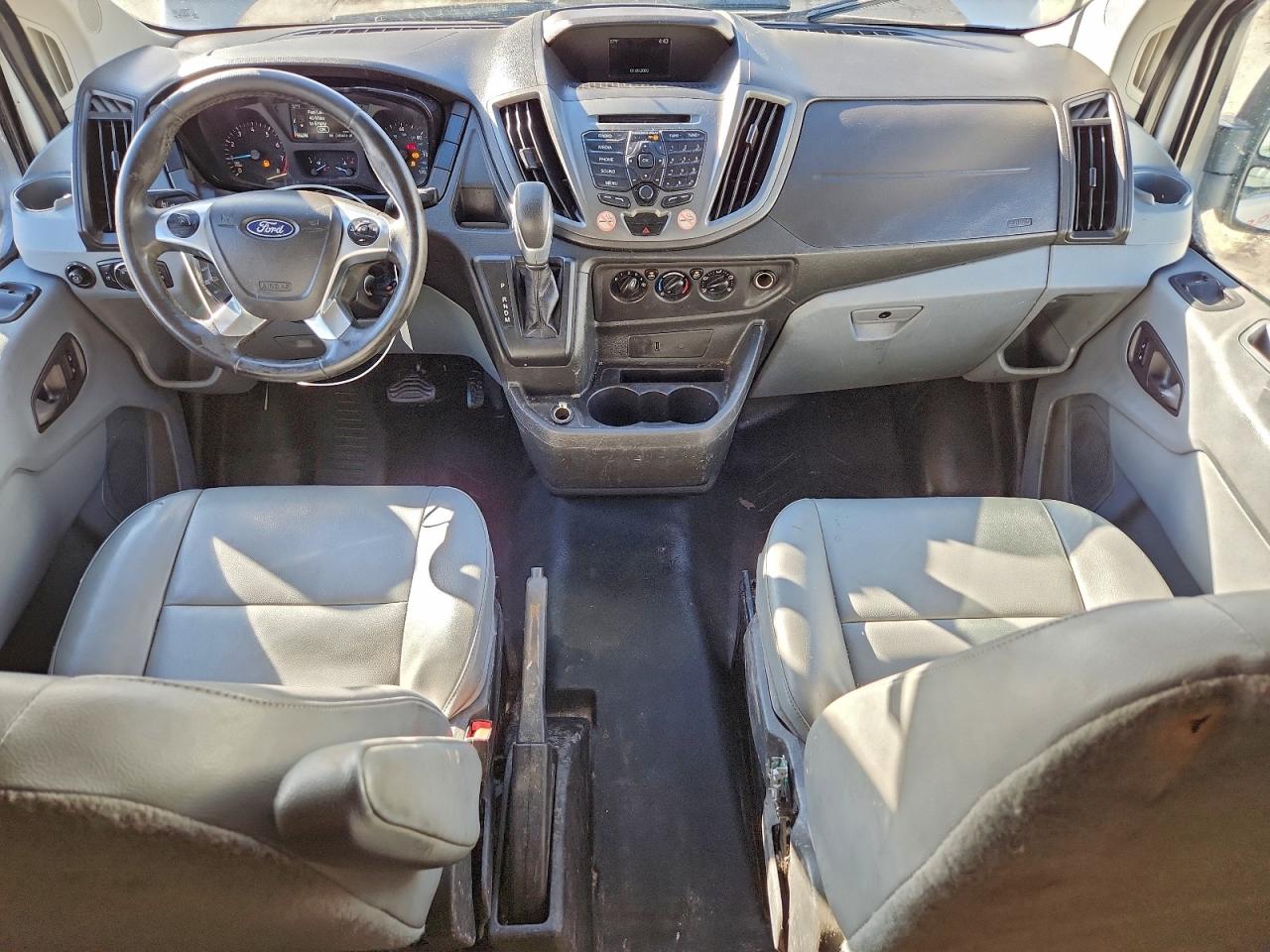 Ford Transit T-150 Image 13