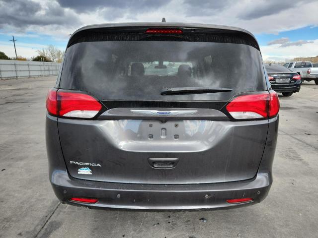 Chrysler Pacifica L Image 8