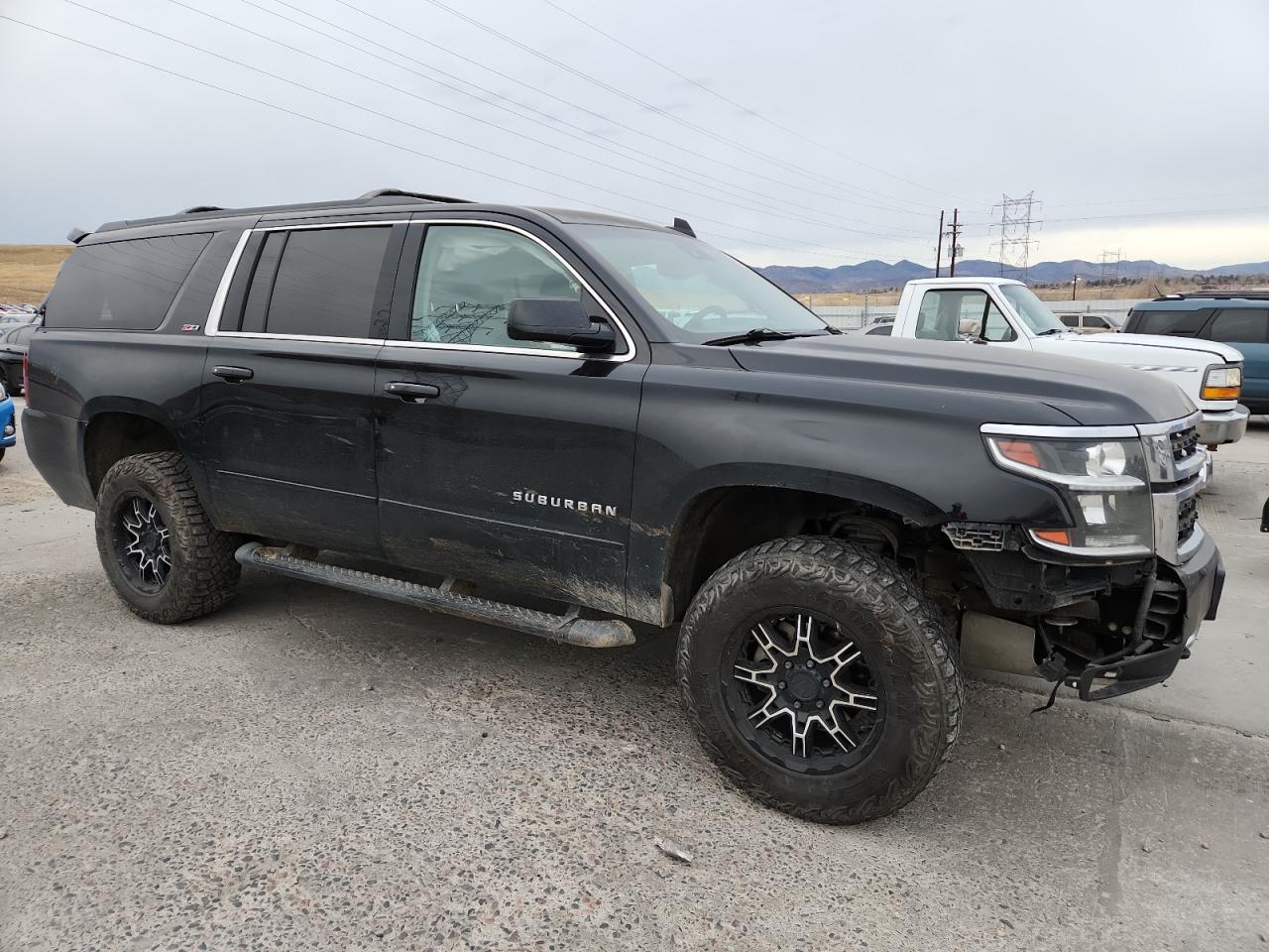 Chevrolet Suburban K1500 Lt Image 8