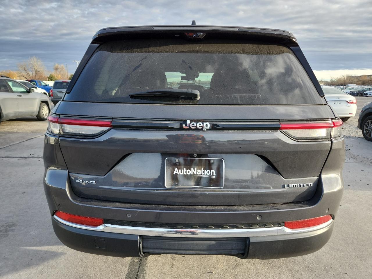 Jeep Grand Cherokee Limited Image 4