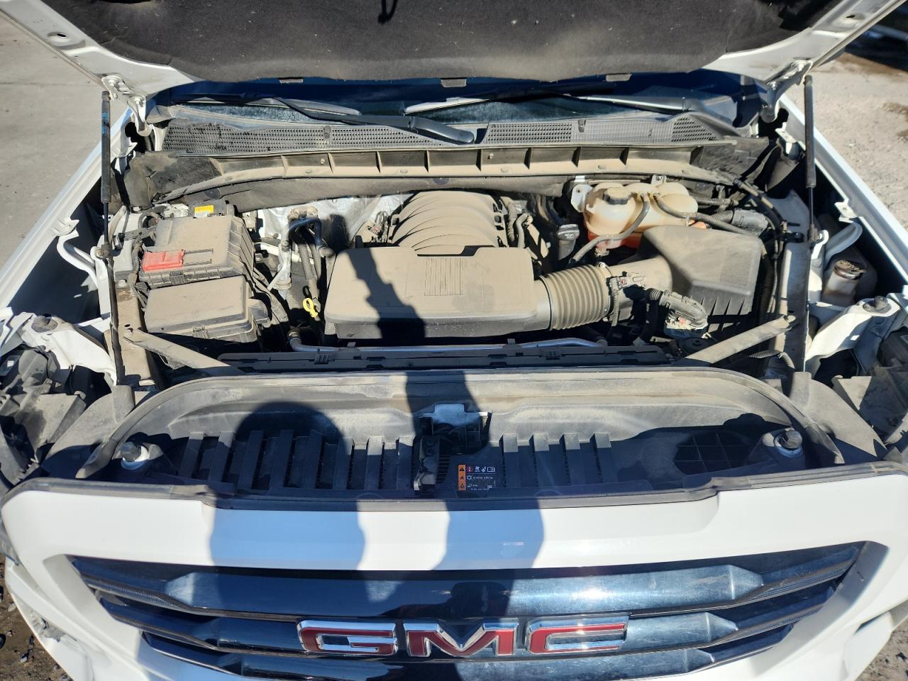 GMC Sierra K1500 Elevation Image 9