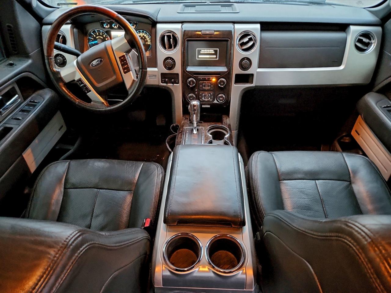 Ford F-150 Supercrew Image 6