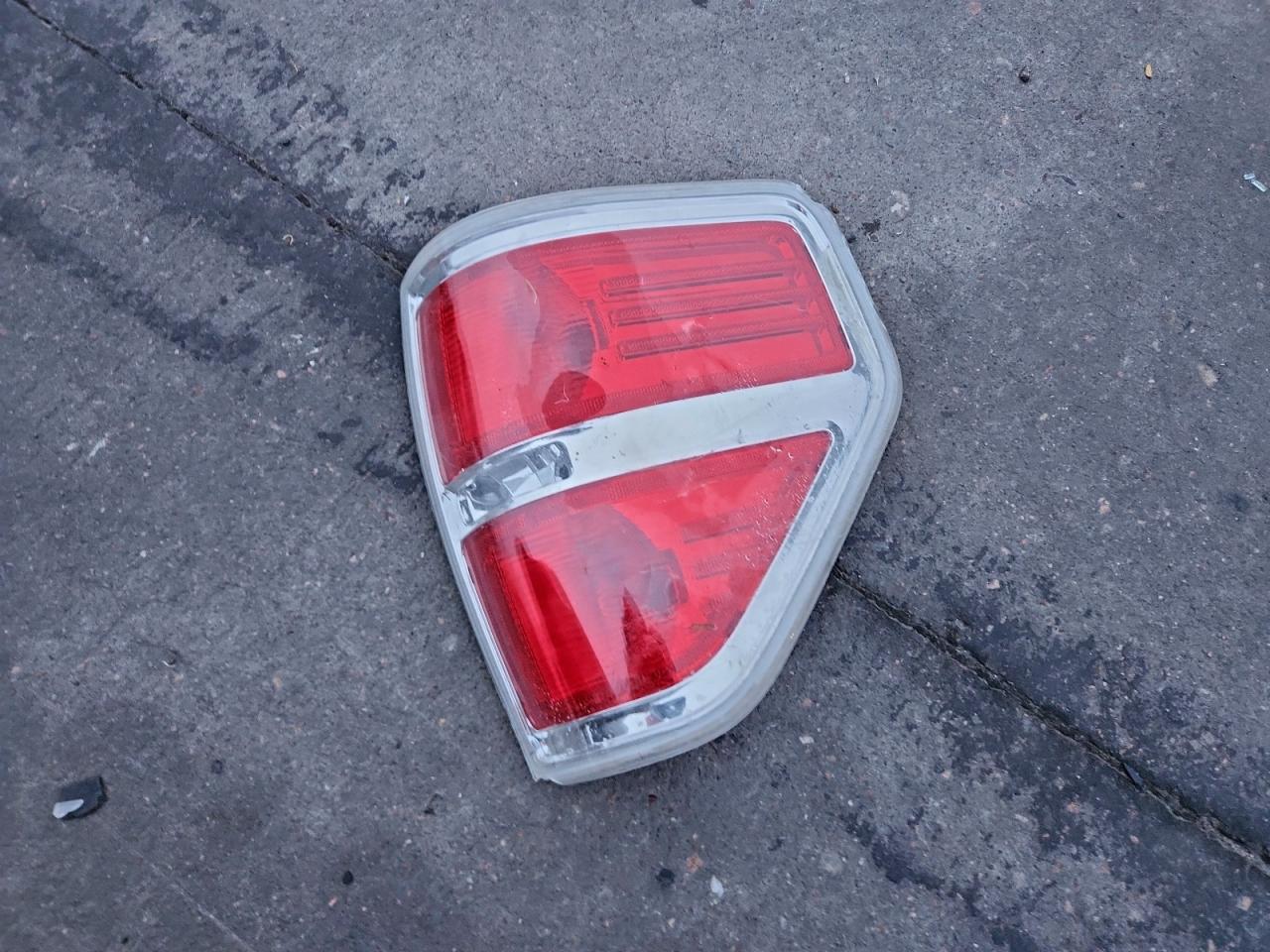 Ford F-150 Supercrew Image 8