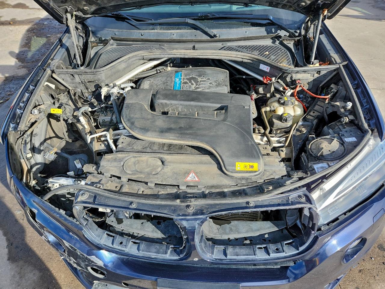 BMW X Series Xdr40e Image 10