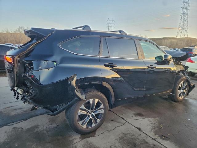 Toyota Highlander Le Image 3