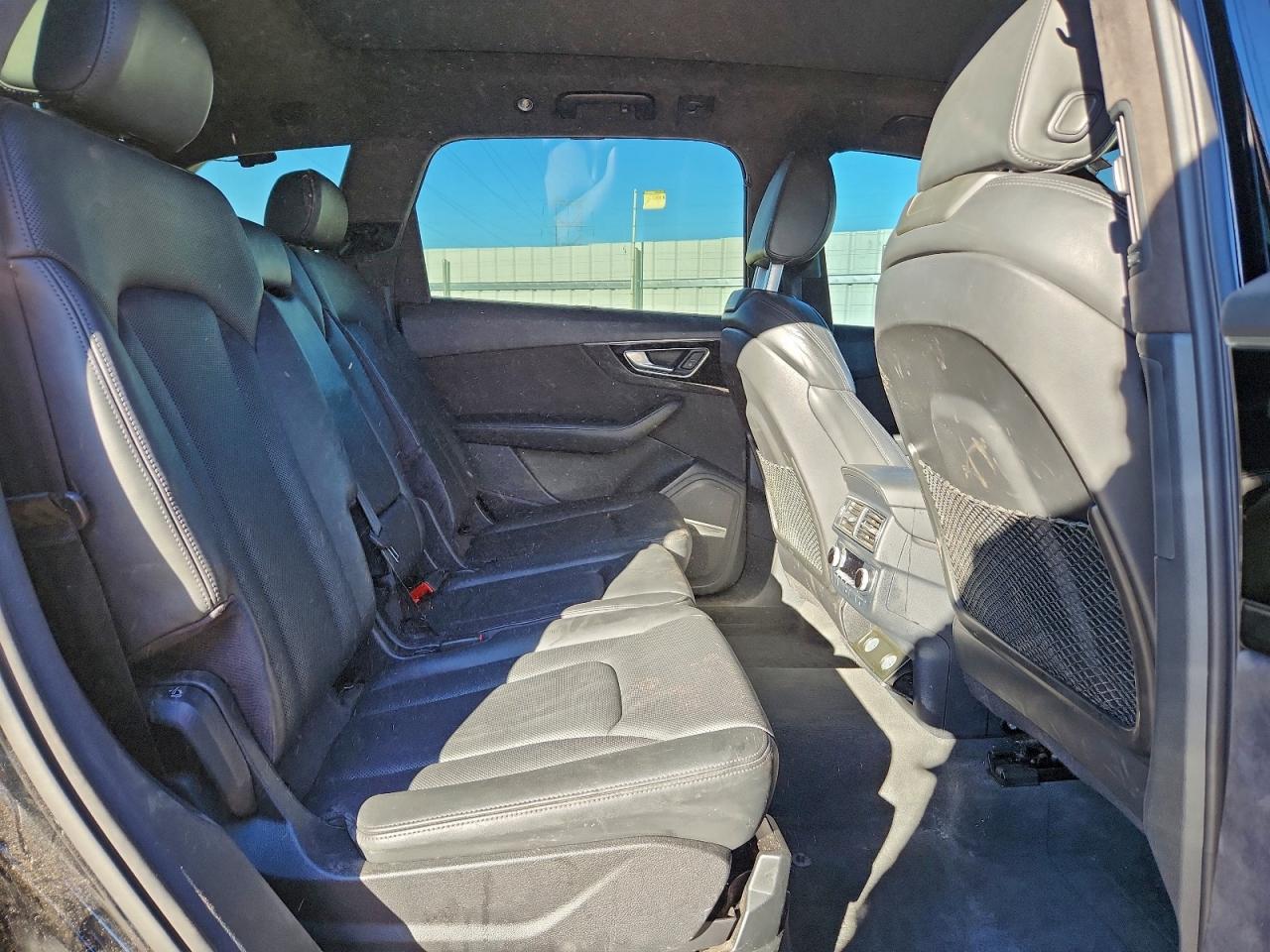 Audi Q7 Prestige Image 2