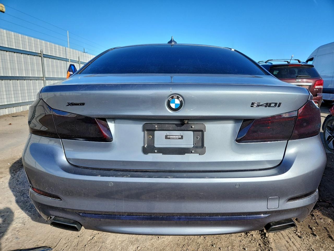 BMW 5 Series Xi Image 5