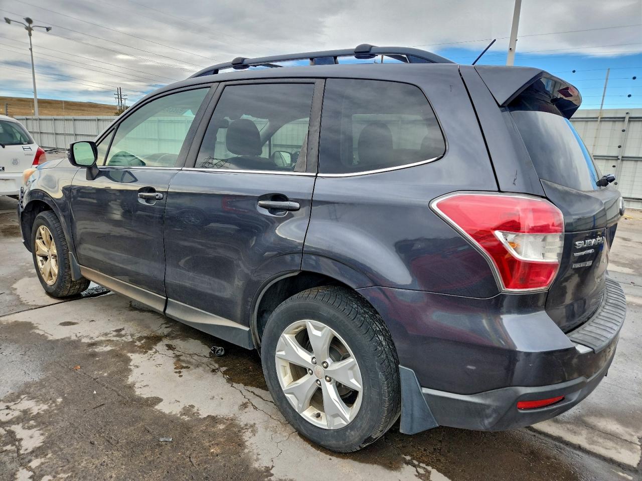 Subaru Forester 2.5i Touring Image 2