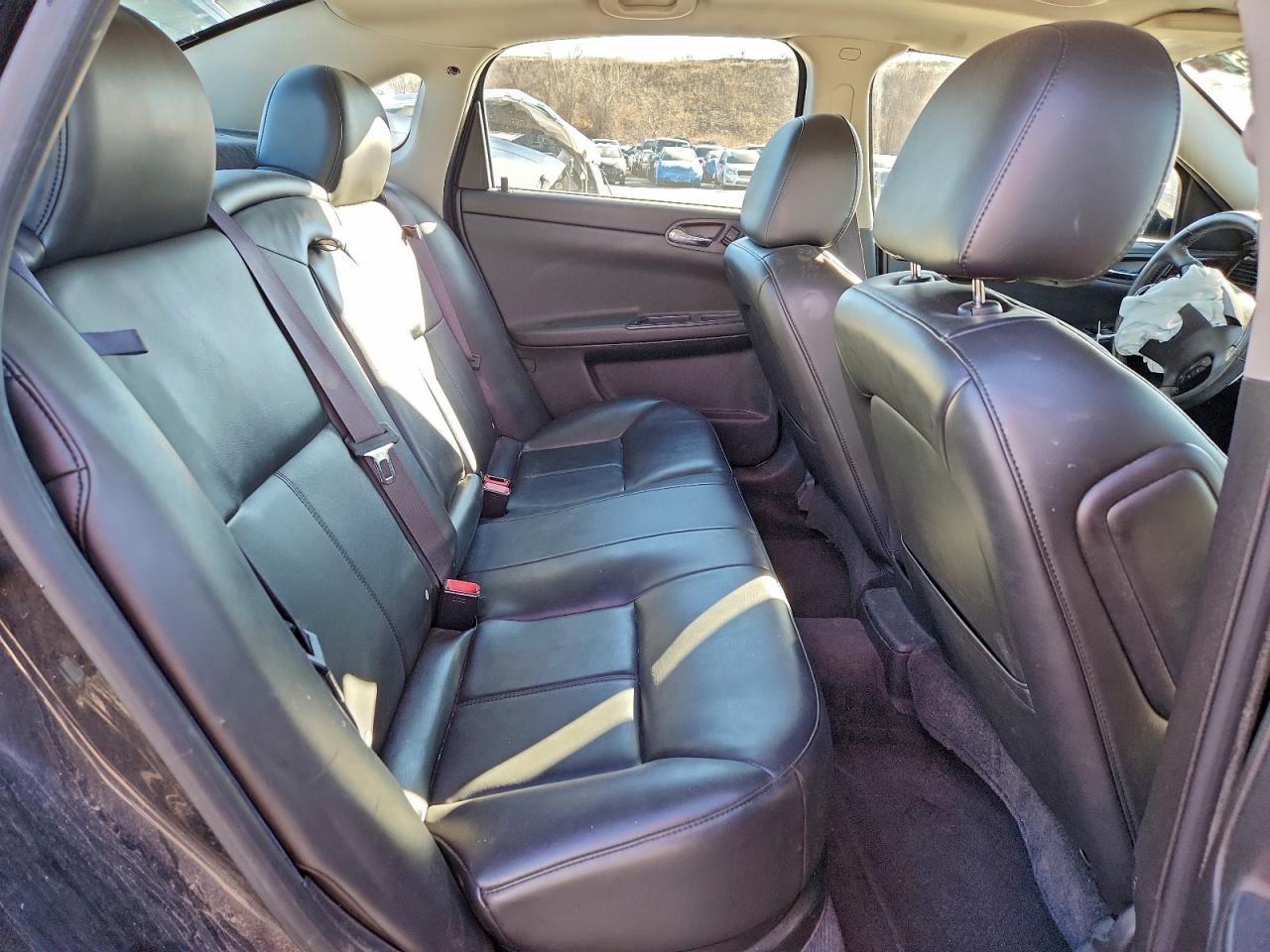 Chevrolet Impala Ltz Image 13