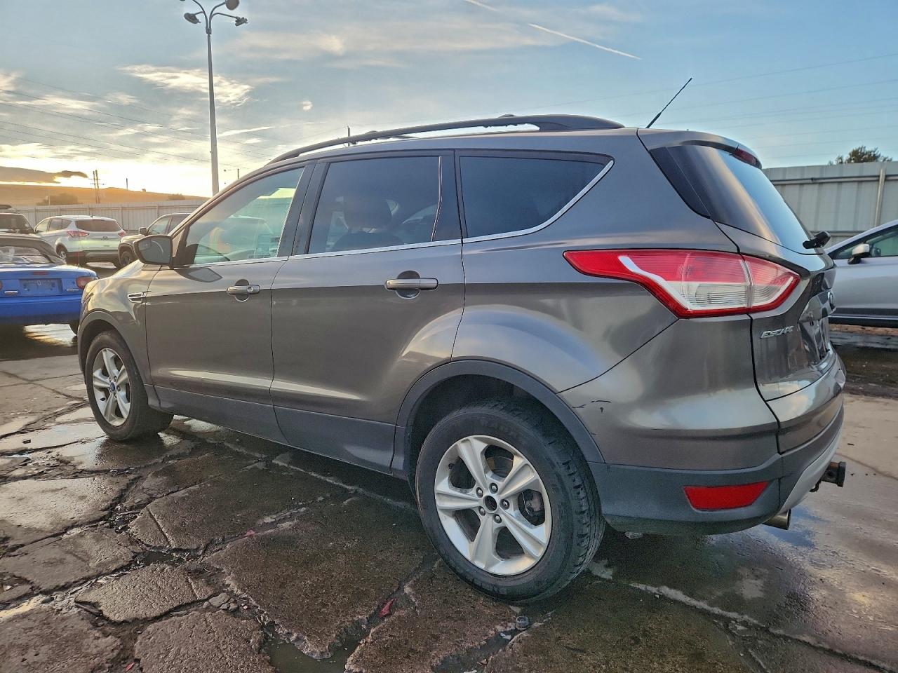 Ford Escape Se Image 6