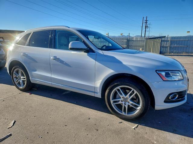 Audi Q5 Premium Plus Image 10