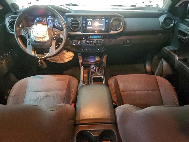 Toyota Tacoma Double Cab Image 6