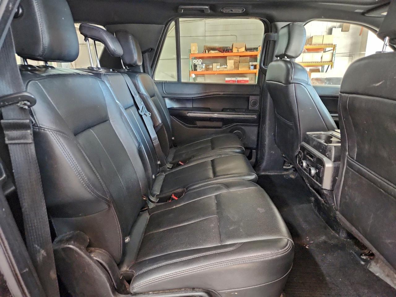 Ford Expedition Max Xlt Image 14