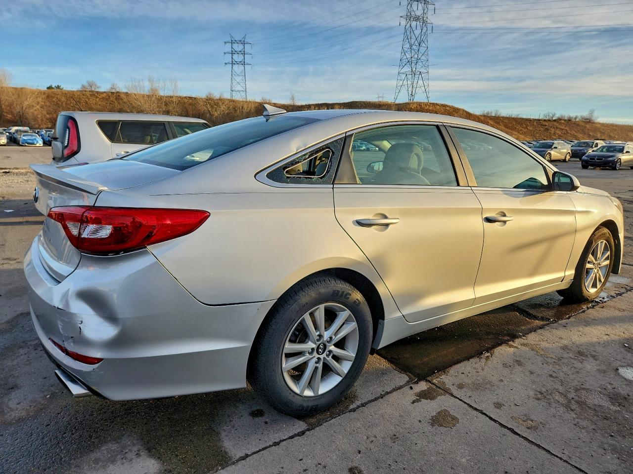 Hyundai SONATA Se Image 4
