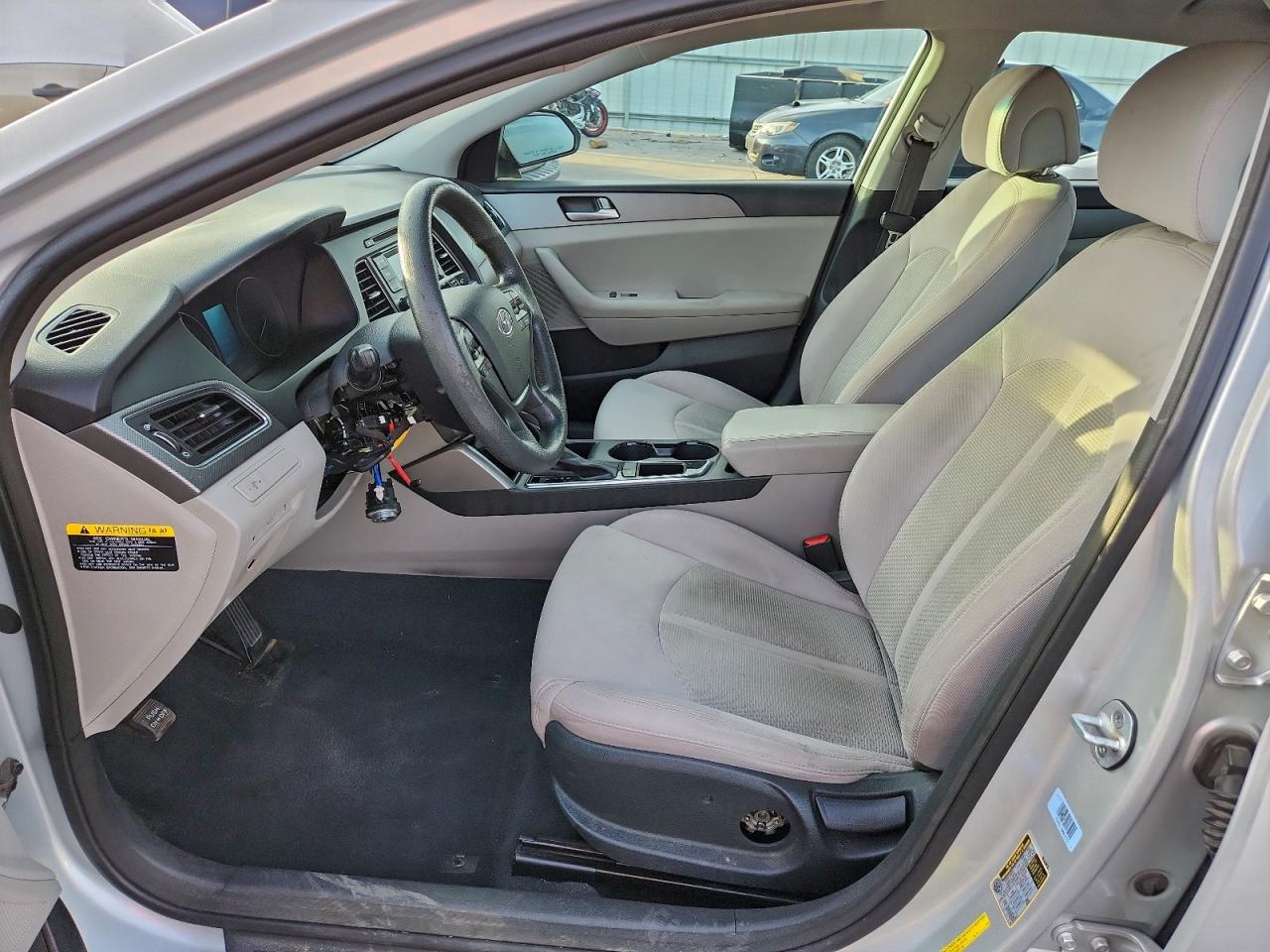 Hyundai SONATA Se Image 9