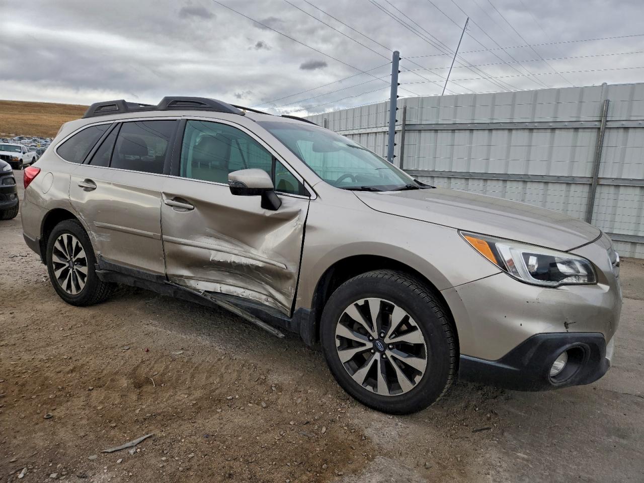 Subaru Outback 2.5i Limited Image 3