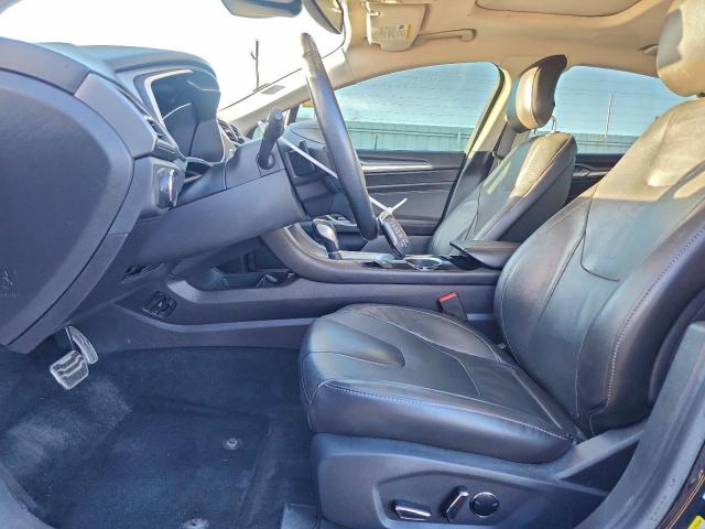 Ford Fusion Titanium Image 10