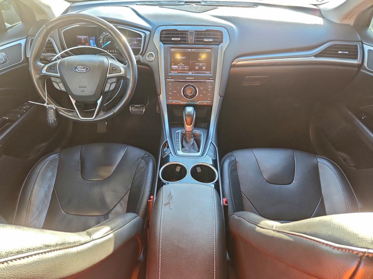 Ford Fusion Titanium Image 3