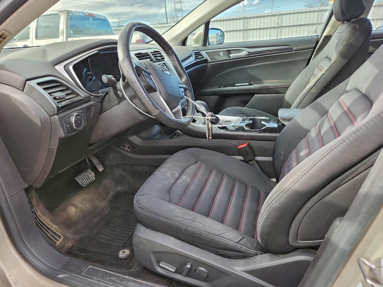 Ford Fusion Se Image 13