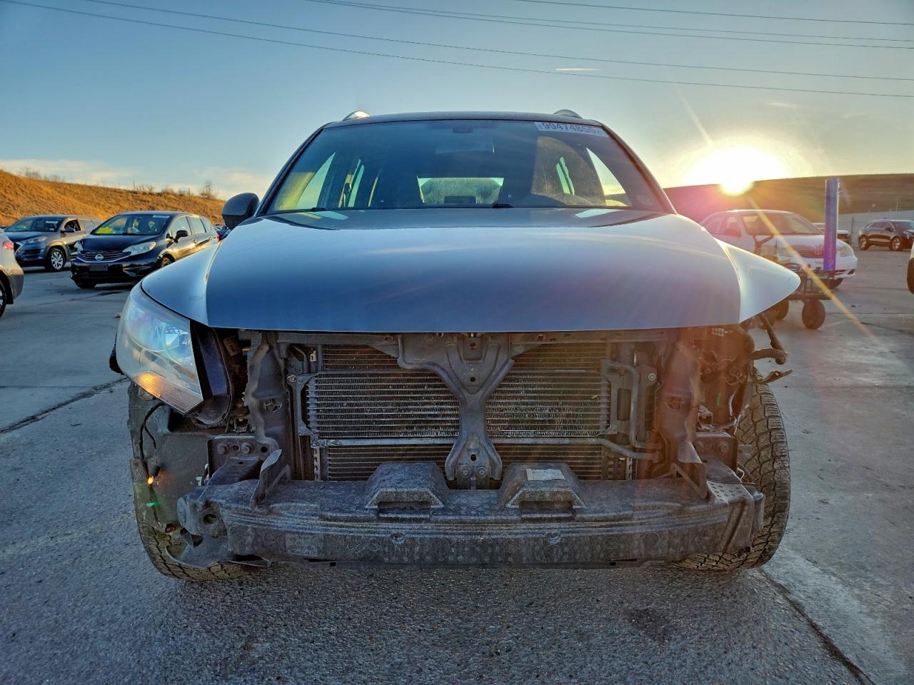 Volkswagen Tiguan S Image 6