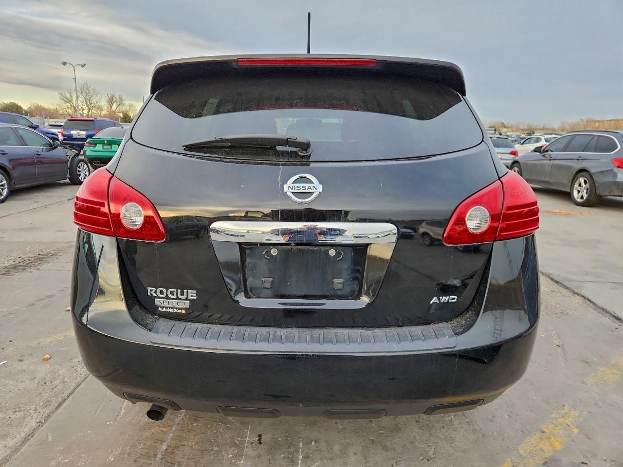 Nissan Rogue S Image 9