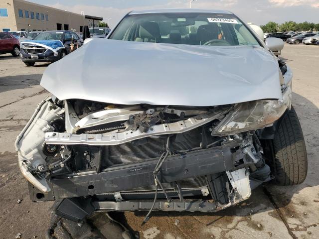 Toyota Camry Ce Image 5