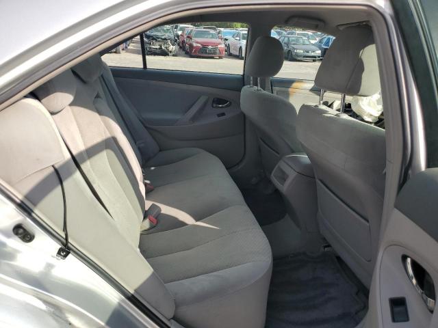 Toyota Camry Ce Image 12