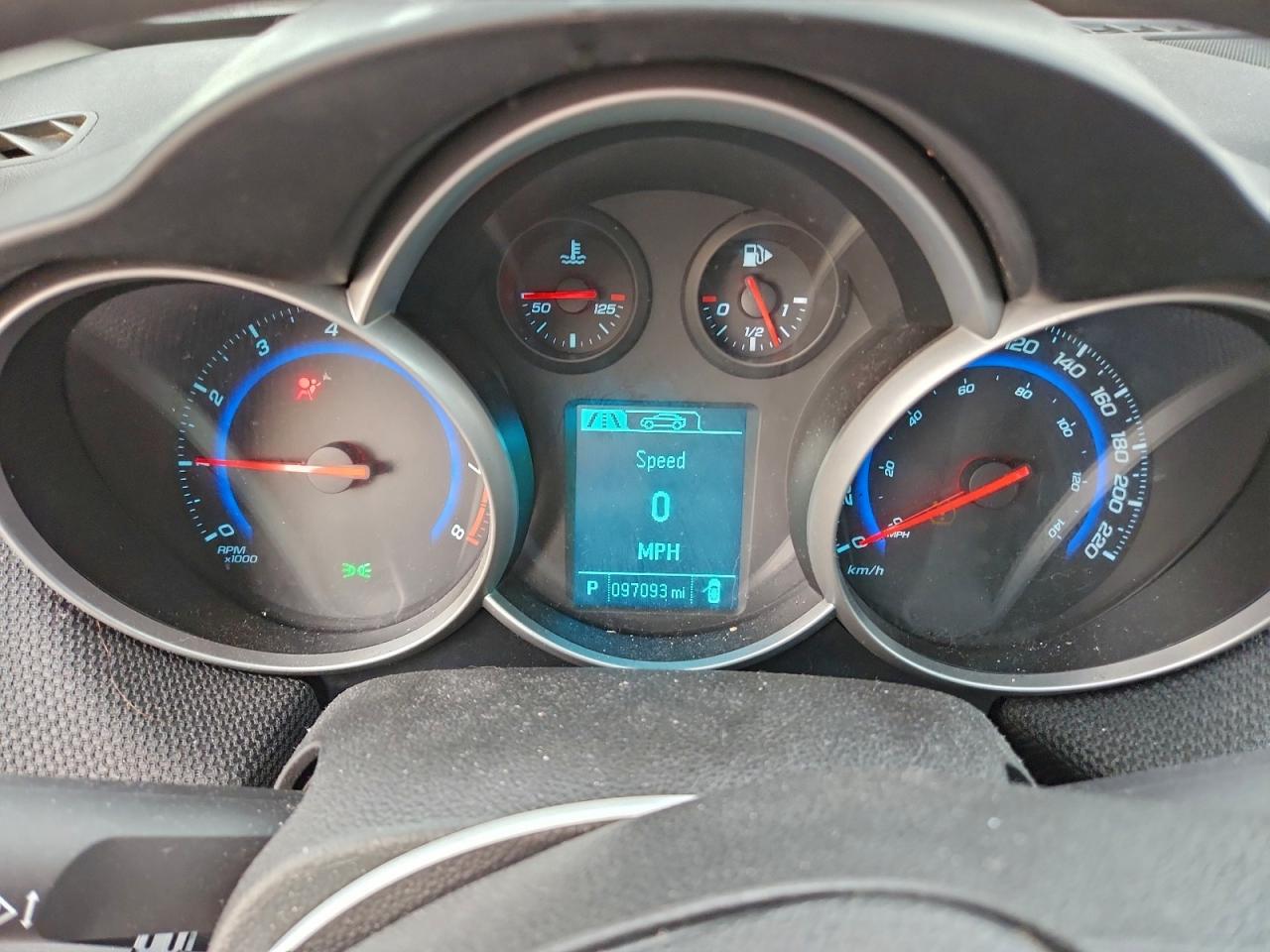 Chevrolet Cruze Lt Image 6