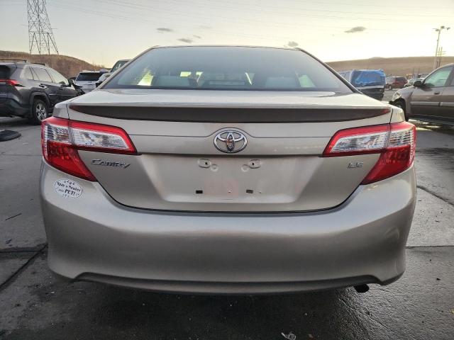Toyota Camry L Image 6