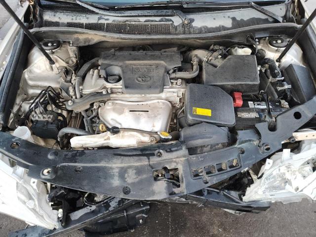 Toyota Camry L Image 10