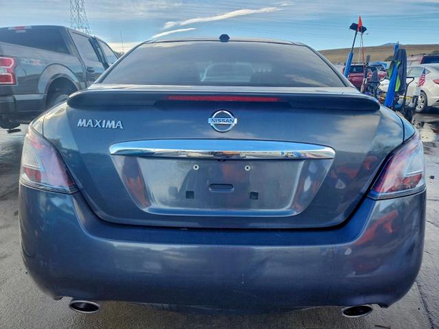 Nissan Maxima S Image 13