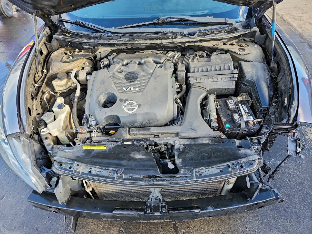 Nissan Maxima S Image 9