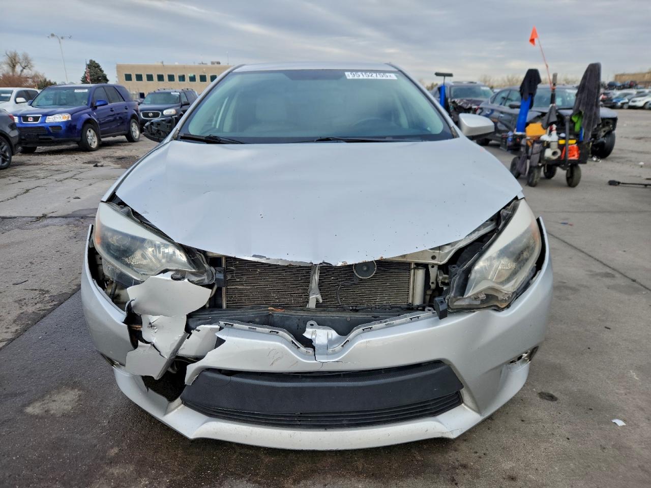 Toyota Corolla L Image 8