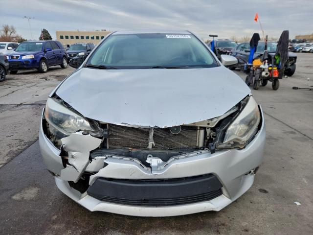 Toyota Corolla L Image 8