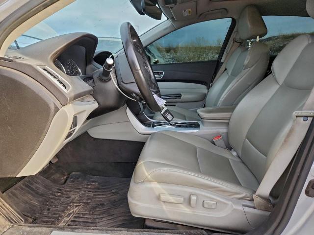 Acura TLX Image 9