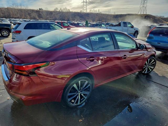 Nissan Altima Sr Image 3