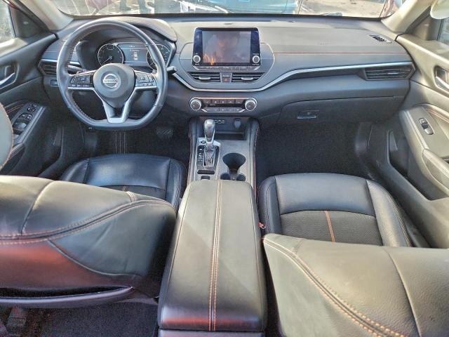 Nissan Altima Sr Image 9