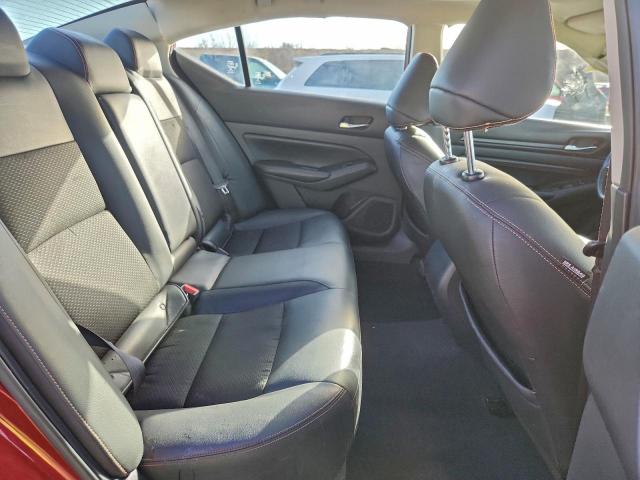 Nissan Altima Sr Image 8