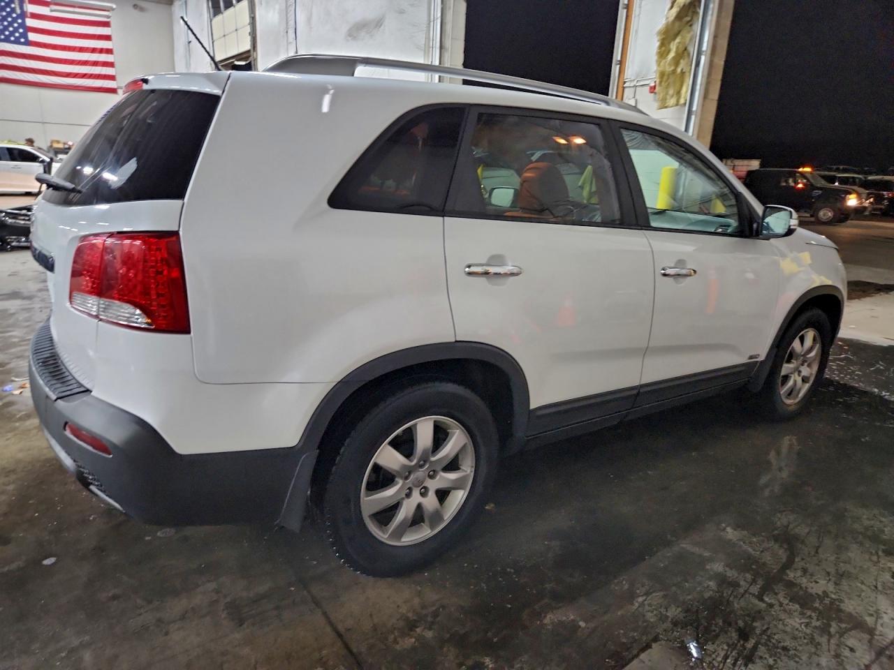 Kia Sorento Lx Image 8