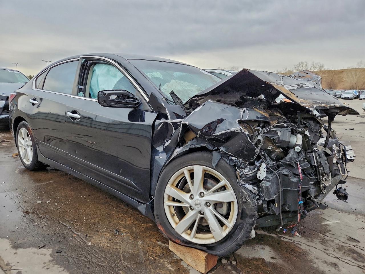 Nissan Altima 2.5 Image 4