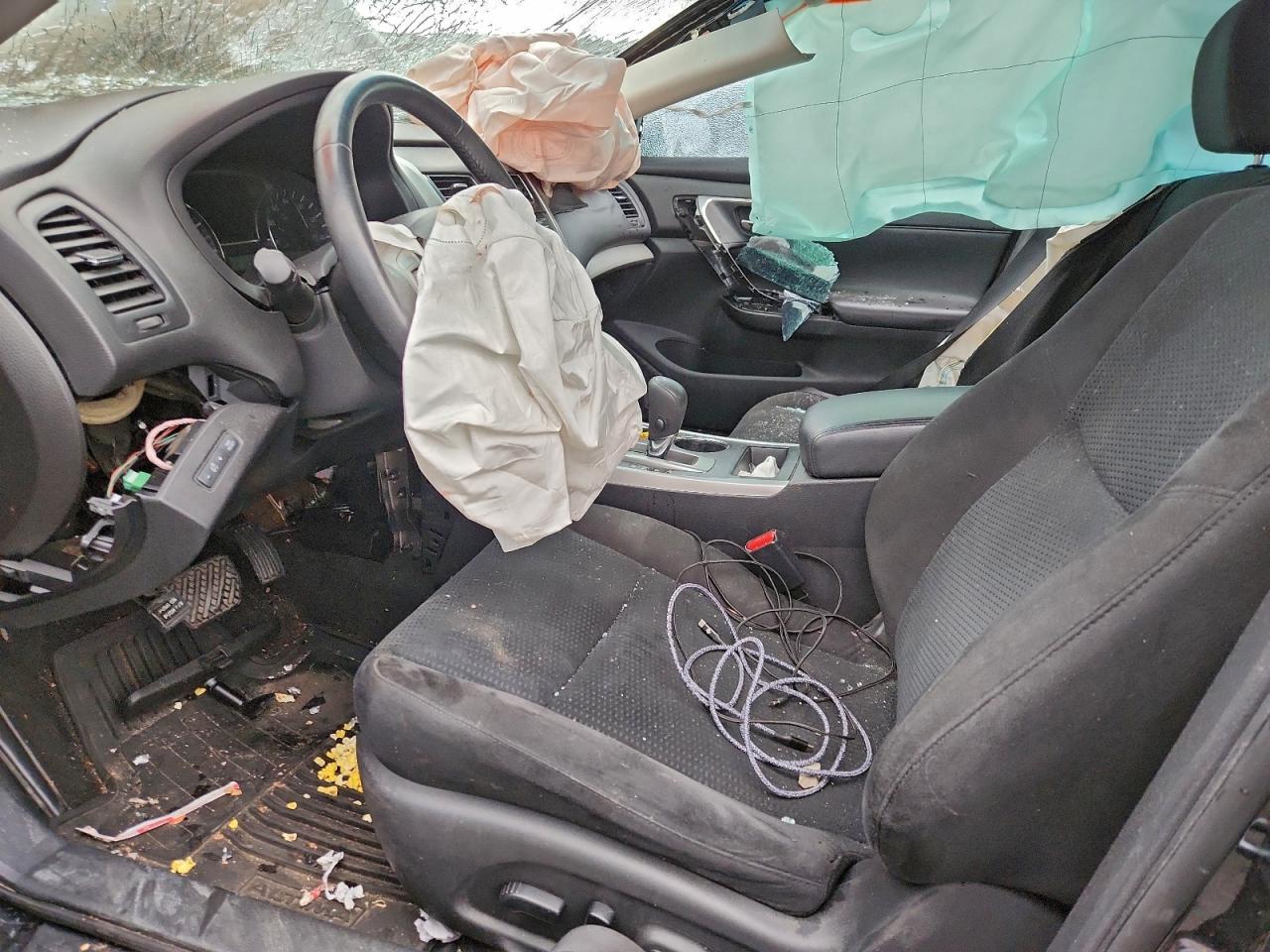 Nissan Altima 2.5 Image 12