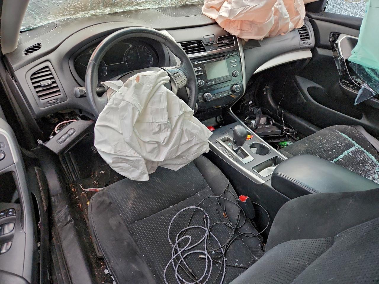 Nissan Altima 2.5 Image 6