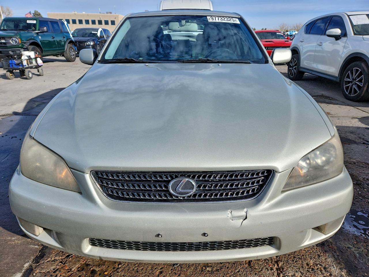 Lexus Is 300 Image 5