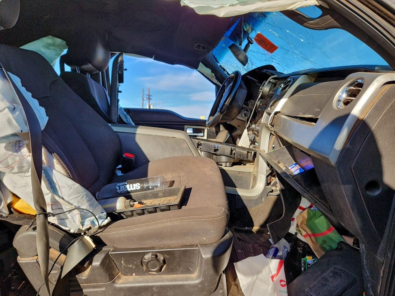 Ford F-150 Supercrew Image 12