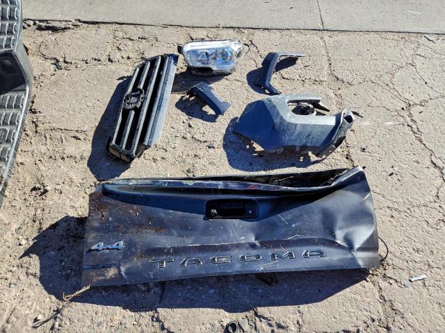 Toyota Tacoma Access Cab Image 4