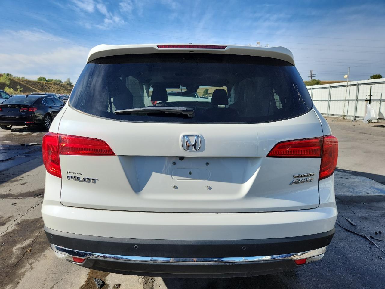 Honda Pilot Touring Image 12